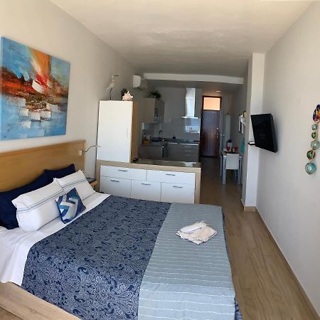 Touch The Sea Apartment Sardina Exterior photo